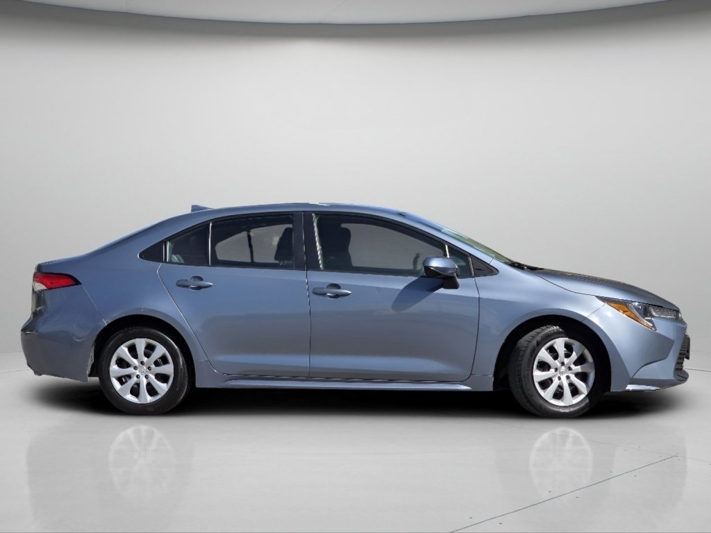 Used 2024 Toyota Corolla LE FWD image 18