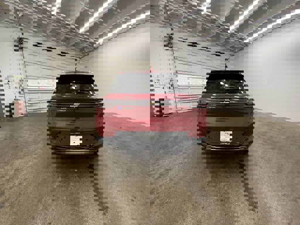 Used 2025 Chevrolet Equinox EV LT w/ Convenience Package image 5