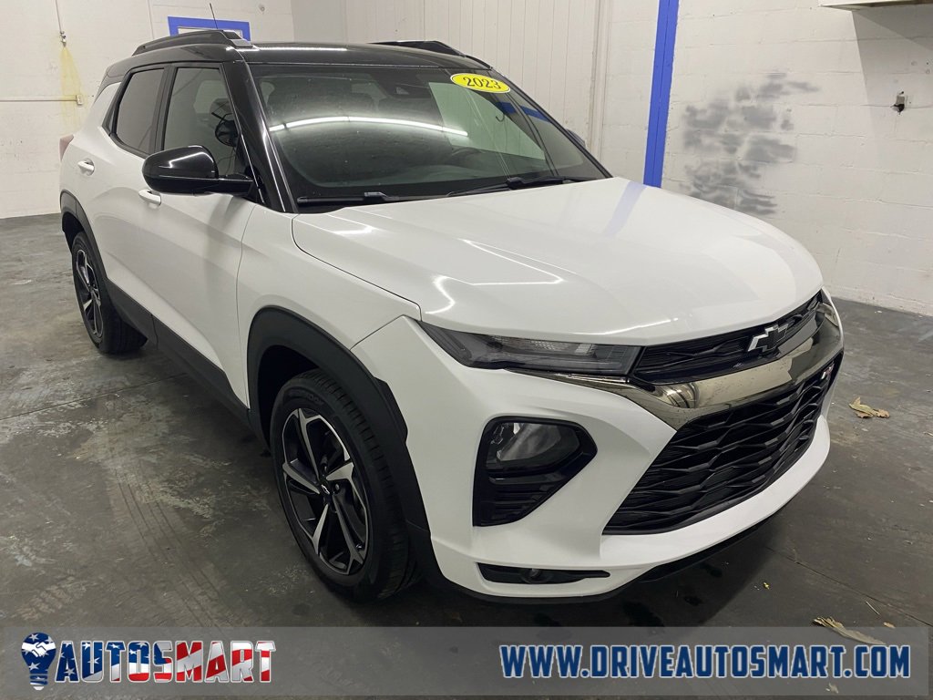 Used 2023 Chevrolet TrailBlazer RS image 1