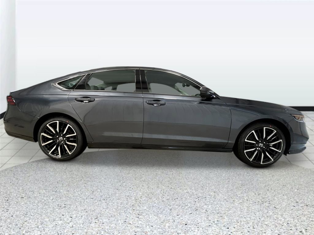 New 2026 Honda Accord Touring image 2