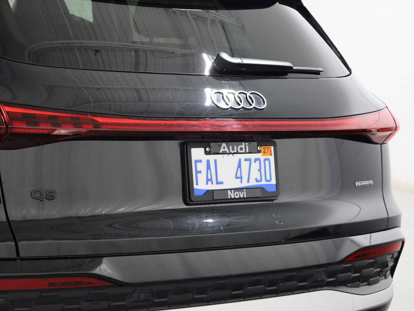 Certified 2025 Audi Q5 Premium w/ Premium Plus AWD/4WD image 8