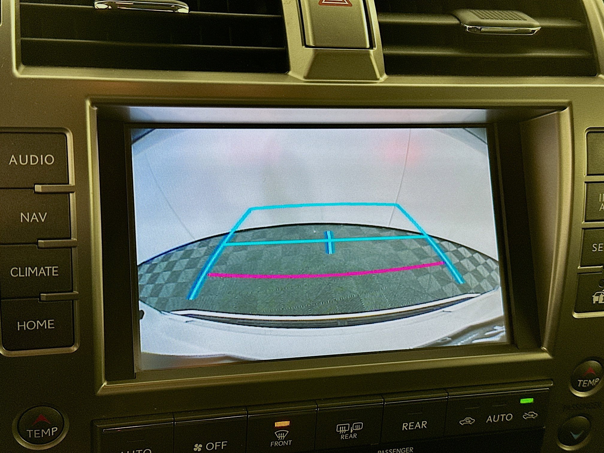 Used 2017 Lexus GX 460 Premium w/ Premium Package image 23