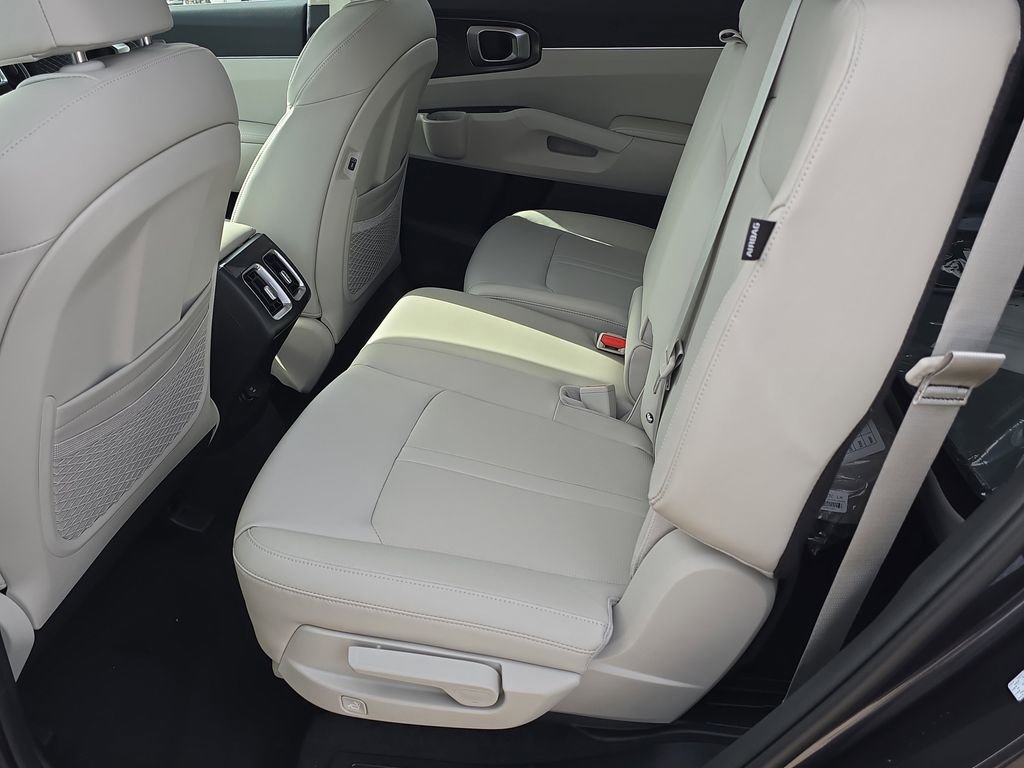 New 2026 Kia Sorento S image 16