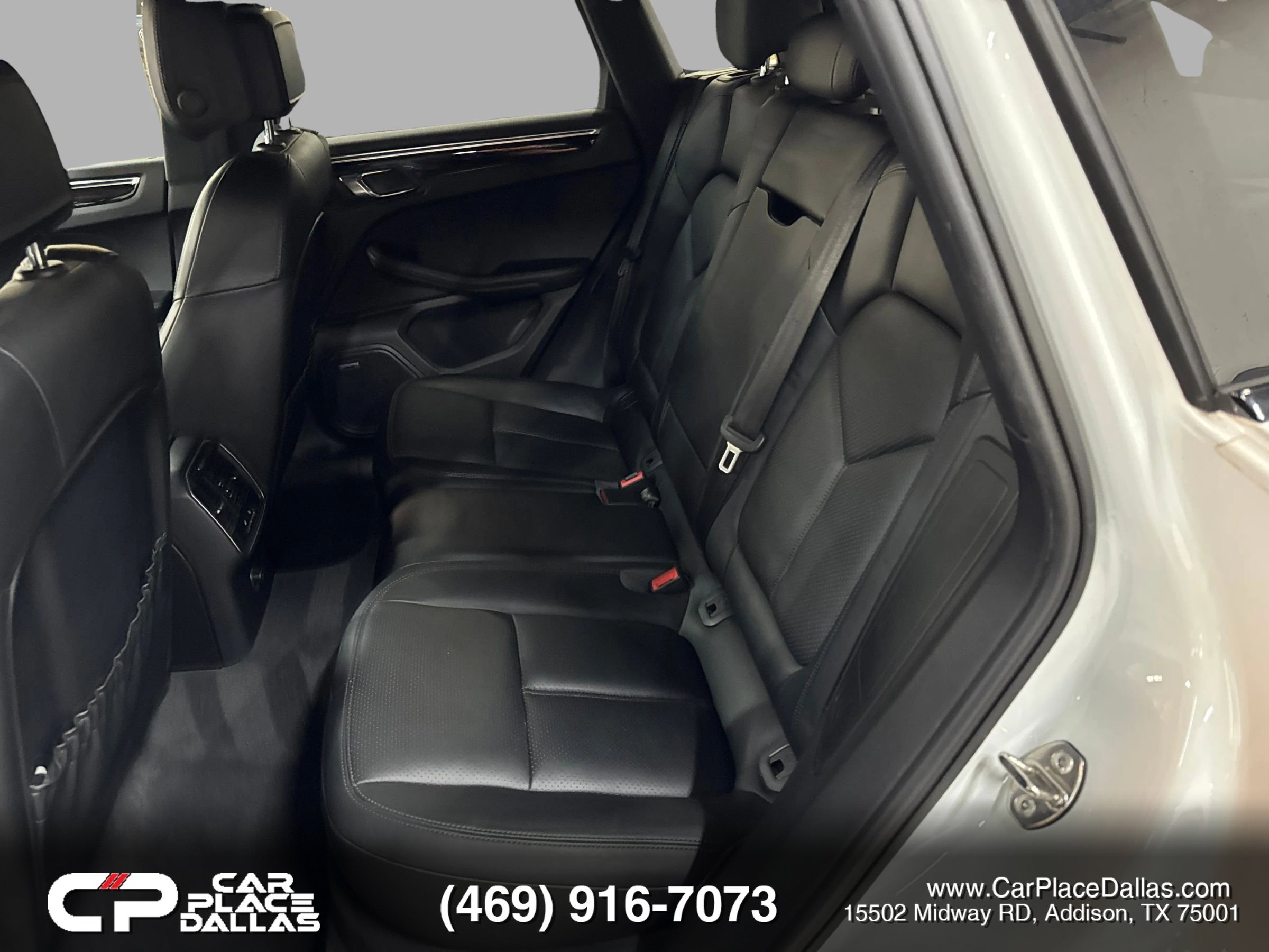 Used 2017 Porsche Macan S image 22