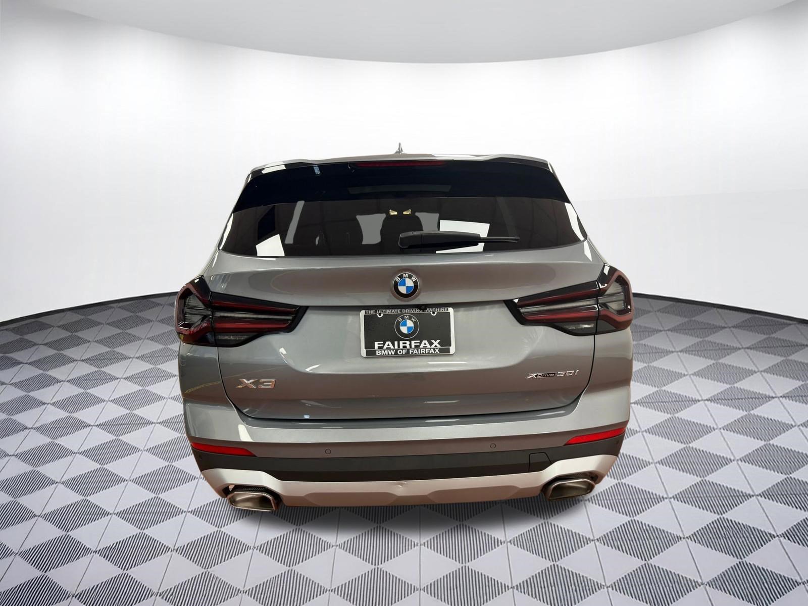 Certified 2023 BMW X3 xDrive30i w/ Premium Package image 9