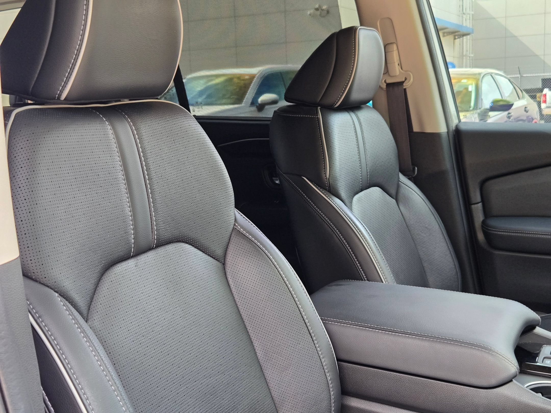 Used 2023 Honda Pilot Elite image 30
