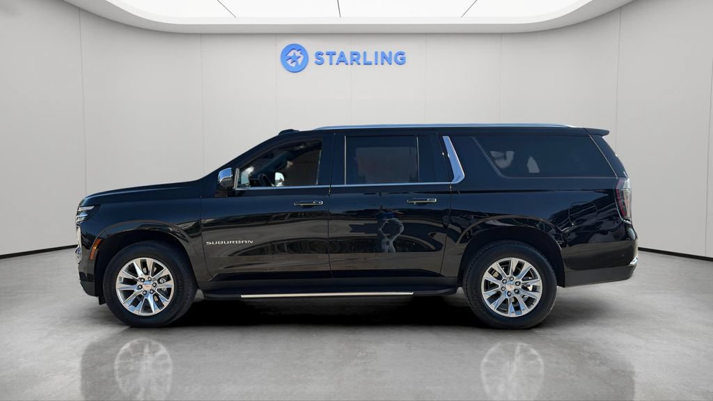 Certified 2025 Chevrolet Suburban Premier AWD/4WD image 3