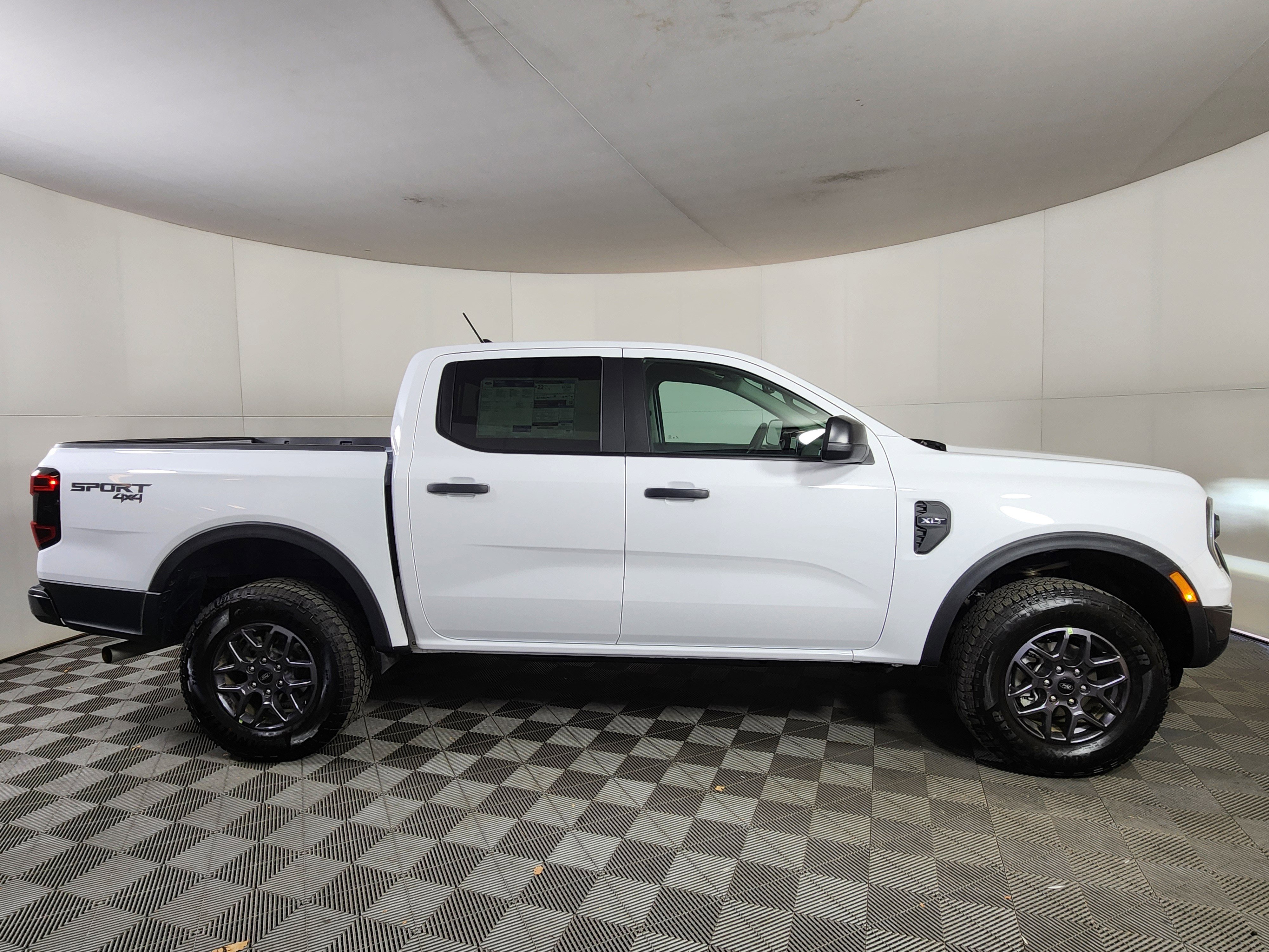 New 2025 Ford Ranger XLT w/ Equipment Group 301A High image 9