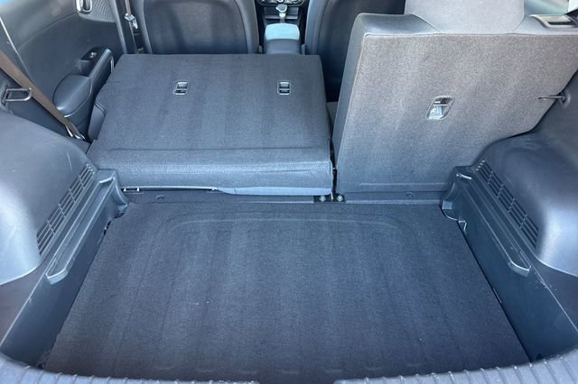 Certified 2025 Kia Soul LX w/ LX Technology Package FWD image 20
