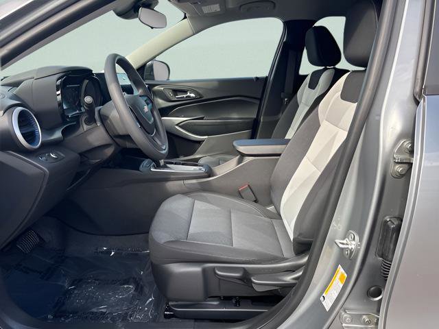 New 2026 Chevrolet Trax LS w/ Driver Confidence Package image 13
