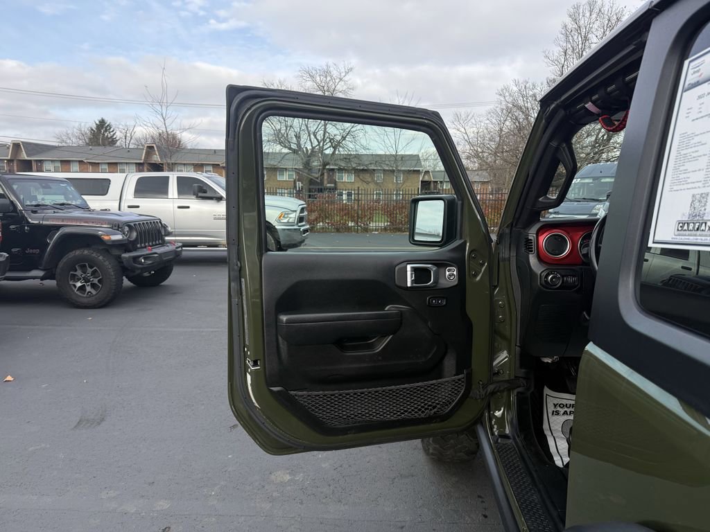 Used 2022 Jeep Wrangler Rubicon image 10