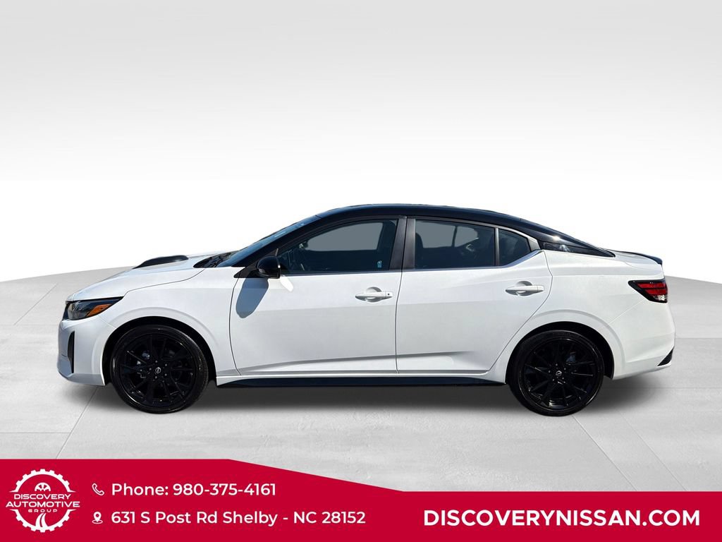 Certified 2025 Nissan Sentra SR w/ Midnight Edition FWD image 9