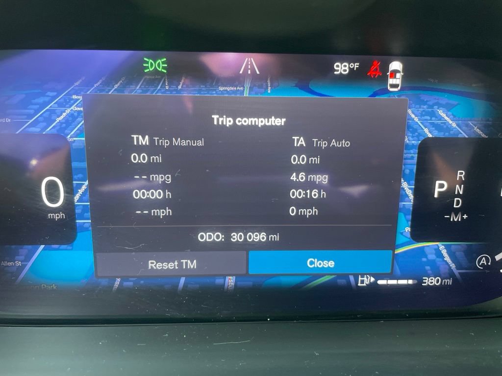 Used 2024 Volvo XC60 B5 Plus w/ Protection Package Premier AWD/4WD image 26