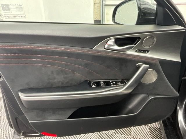 Used 2023 Kia Stinger GT2 AWD/4WD image 13