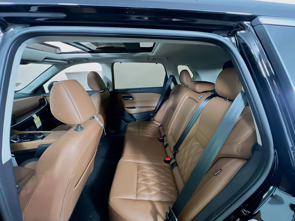 New 2026 Nissan Rogue Platinum AWD/4WD image 23