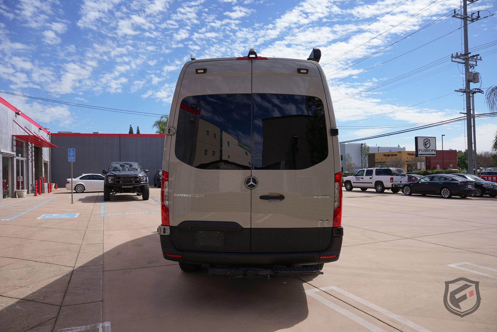 Used 2021 Mercedes-Benz Sprinter 2500 image 9