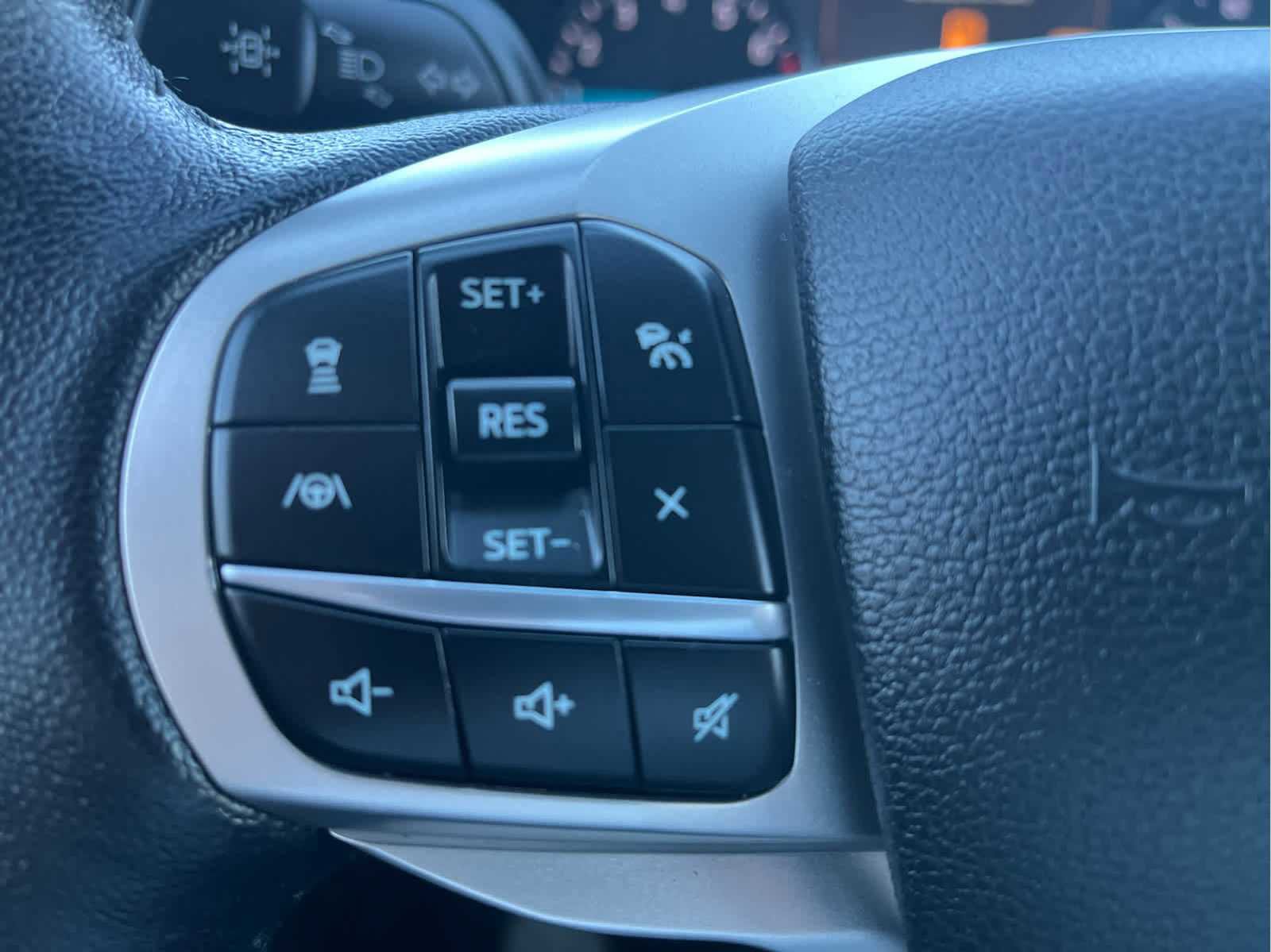 Used 2021 Ford Explorer Limited w/ Equipment Group 301A image 38