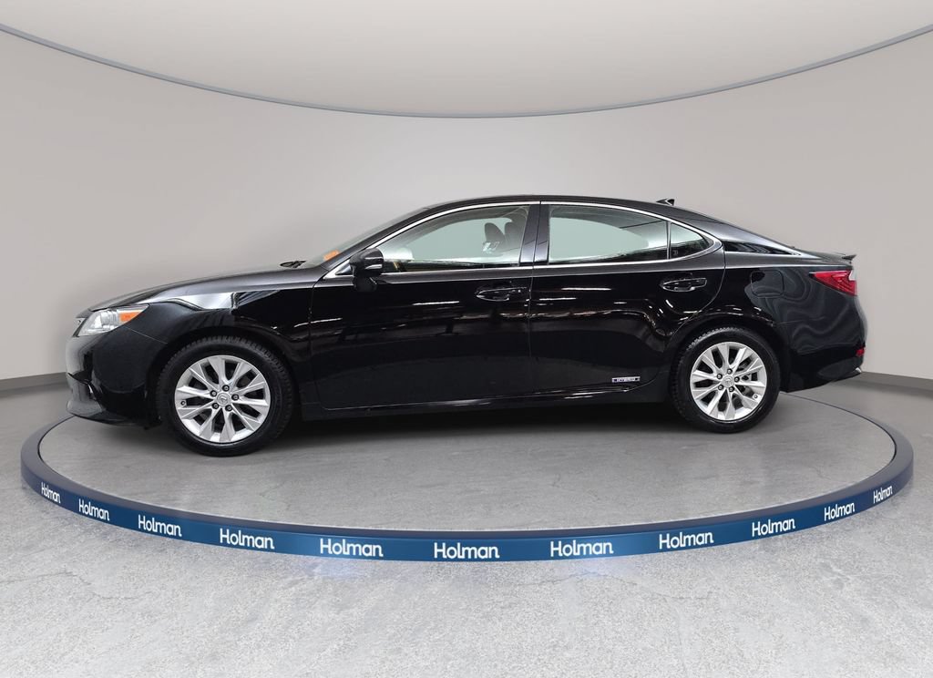 Used 2015 Lexus ES 300h w/ Navigation System Package FWD image 8