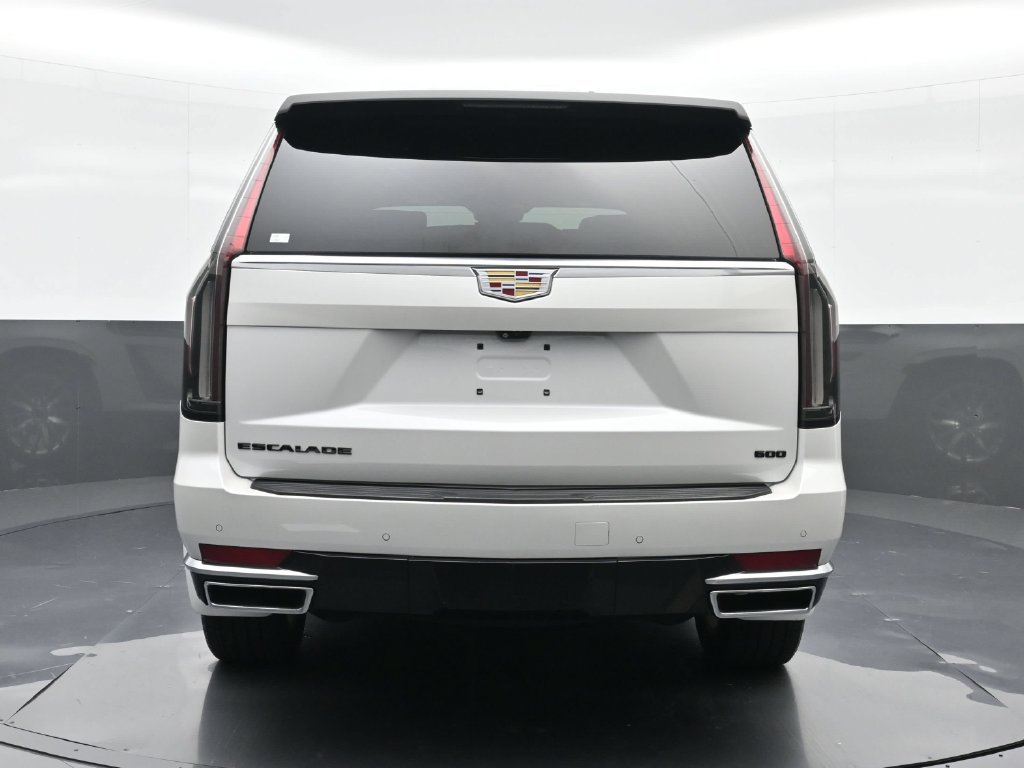 Used 2023 Cadillac Escalade Premium Luxury RWD image 16