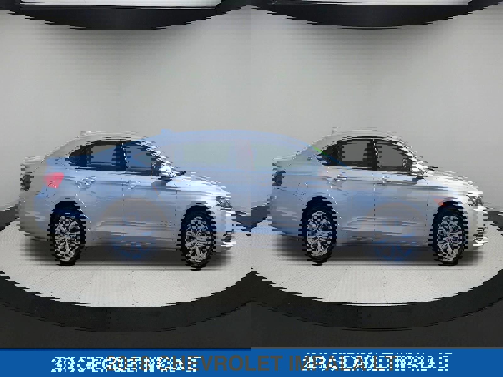 Used 2018 Chevrolet Impala LT image 2