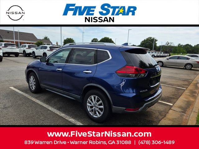 Used 2017 Nissan Rogue SV AWD/4WD image 9
