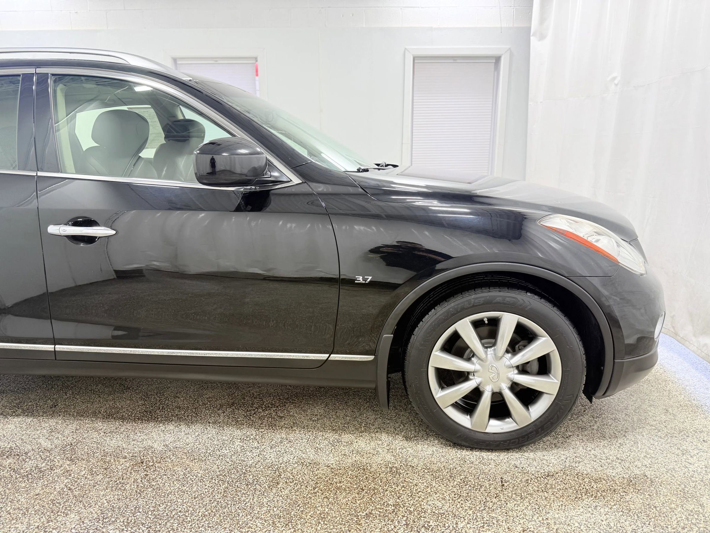 Used 2015 INFINITI QX50 Journey image 8
