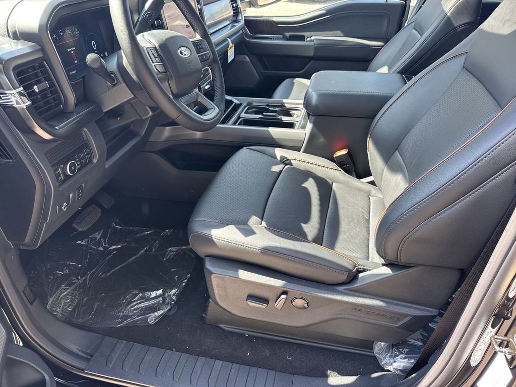 New 2026 Ford F350 Lariat w/ Black Appearance Package image 9