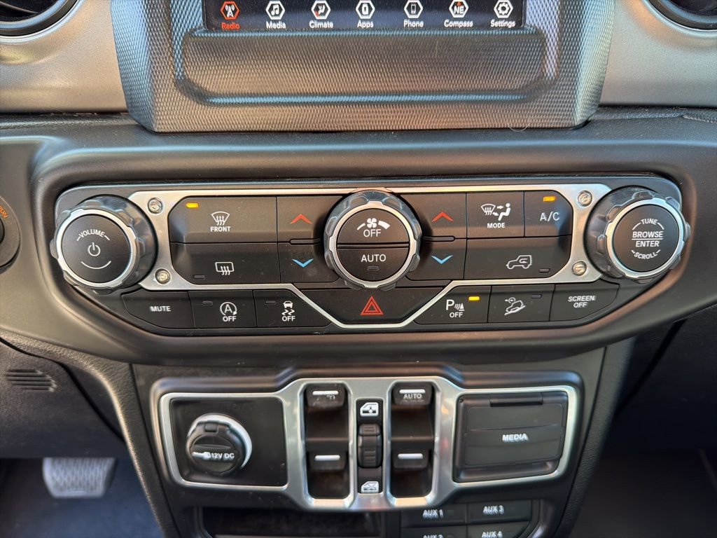 Used 2018 Jeep Wrangler Unlimited Sport S image 33