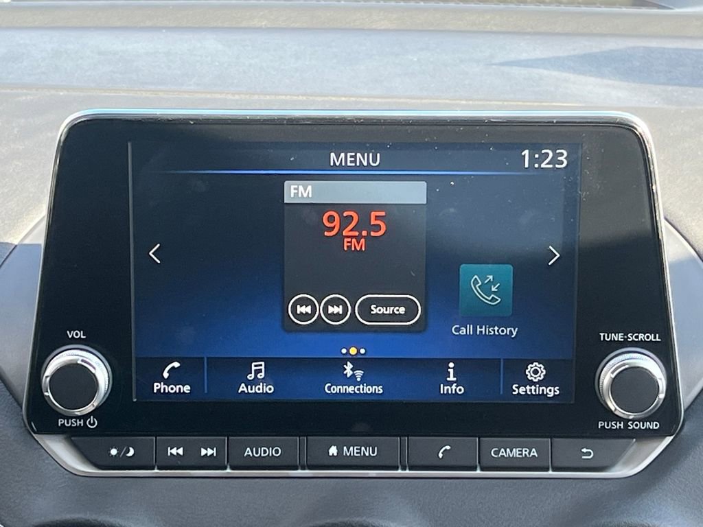 New 2025 Nissan Sentra SV image 23