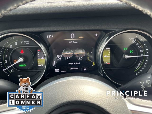 Used 2022 Jeep Wrangler Unlimited Sahara w/ Cold Weather Group image 19