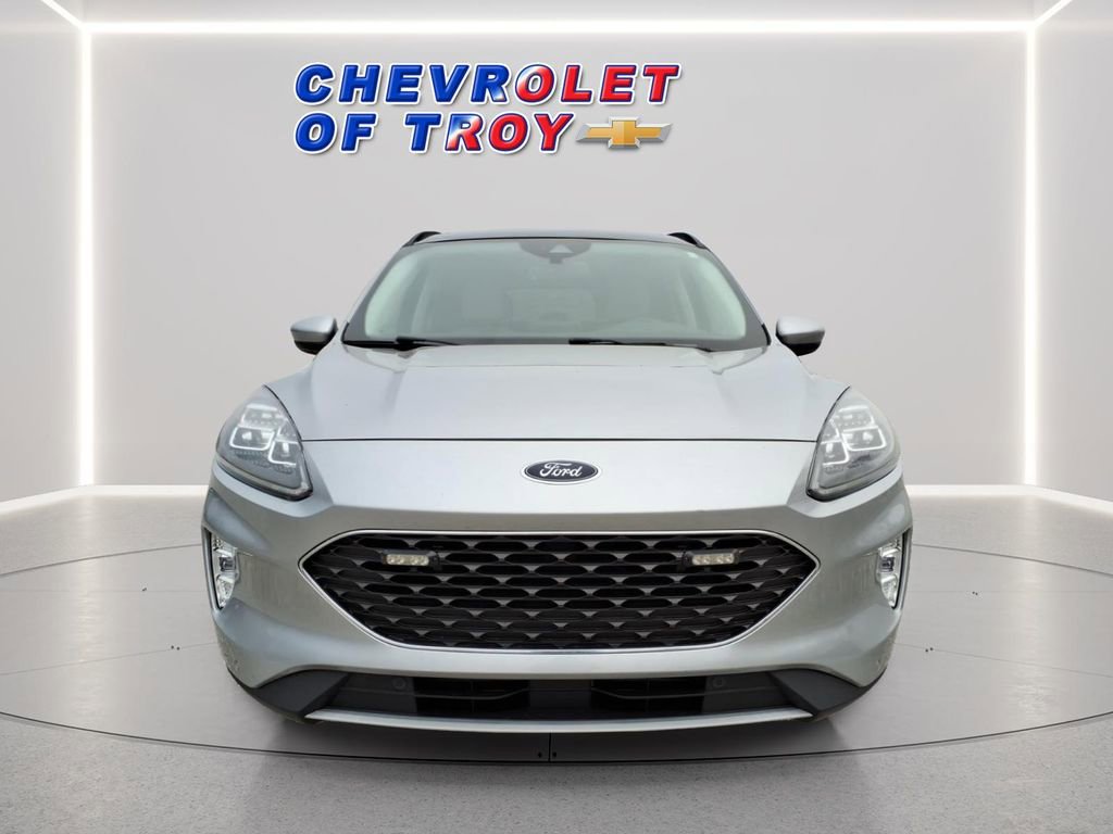 Used 2022 Ford Escape Titanium AWD/4WD image 2