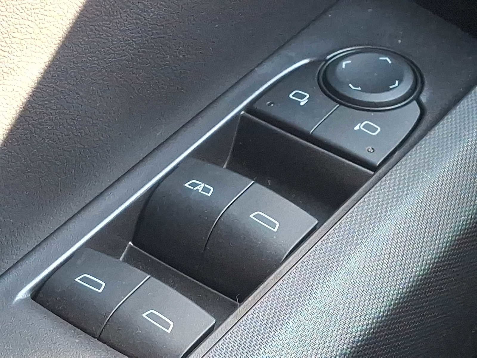 Used 2026 Chevrolet Colorado Trail Boss image 24