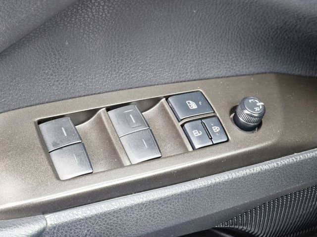 Used 2022 Toyota Camry SE image 21