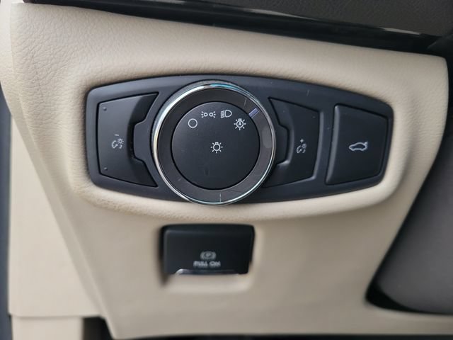 Used 2020 Lincoln MKZ Reserve w/ Elements Package AWD/4WD image 13