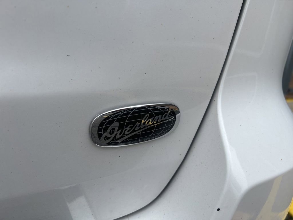 Used 2019 Jeep Grand Cherokee Overland image 5