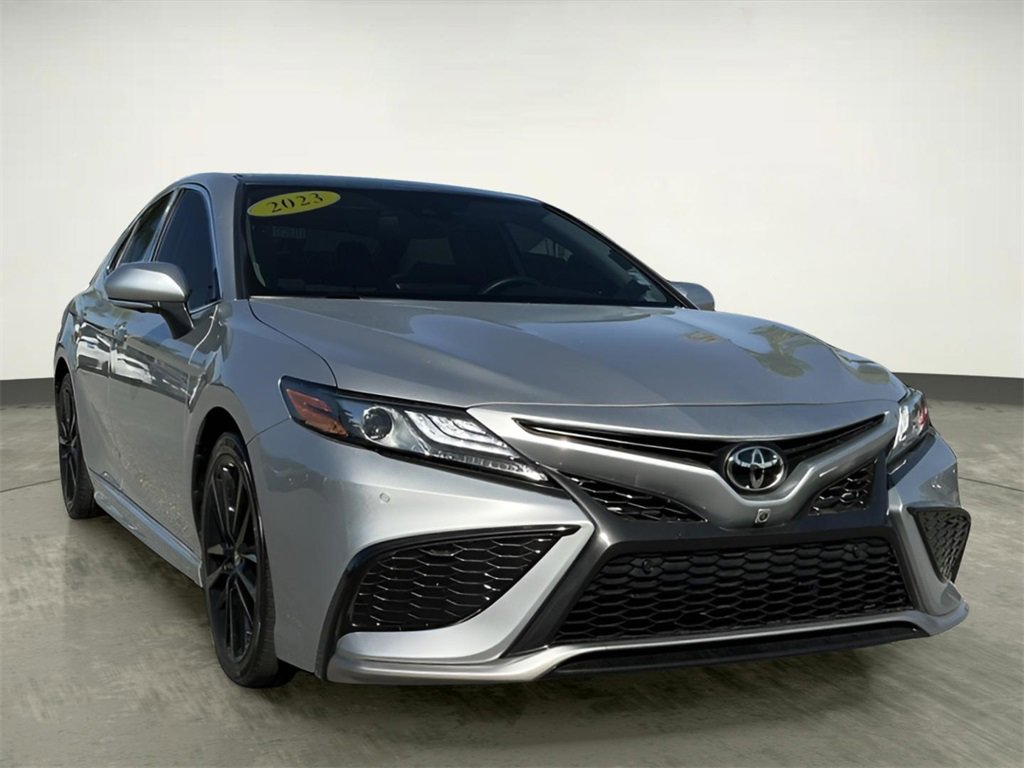 Used 2023 Toyota Camry XSE image 13