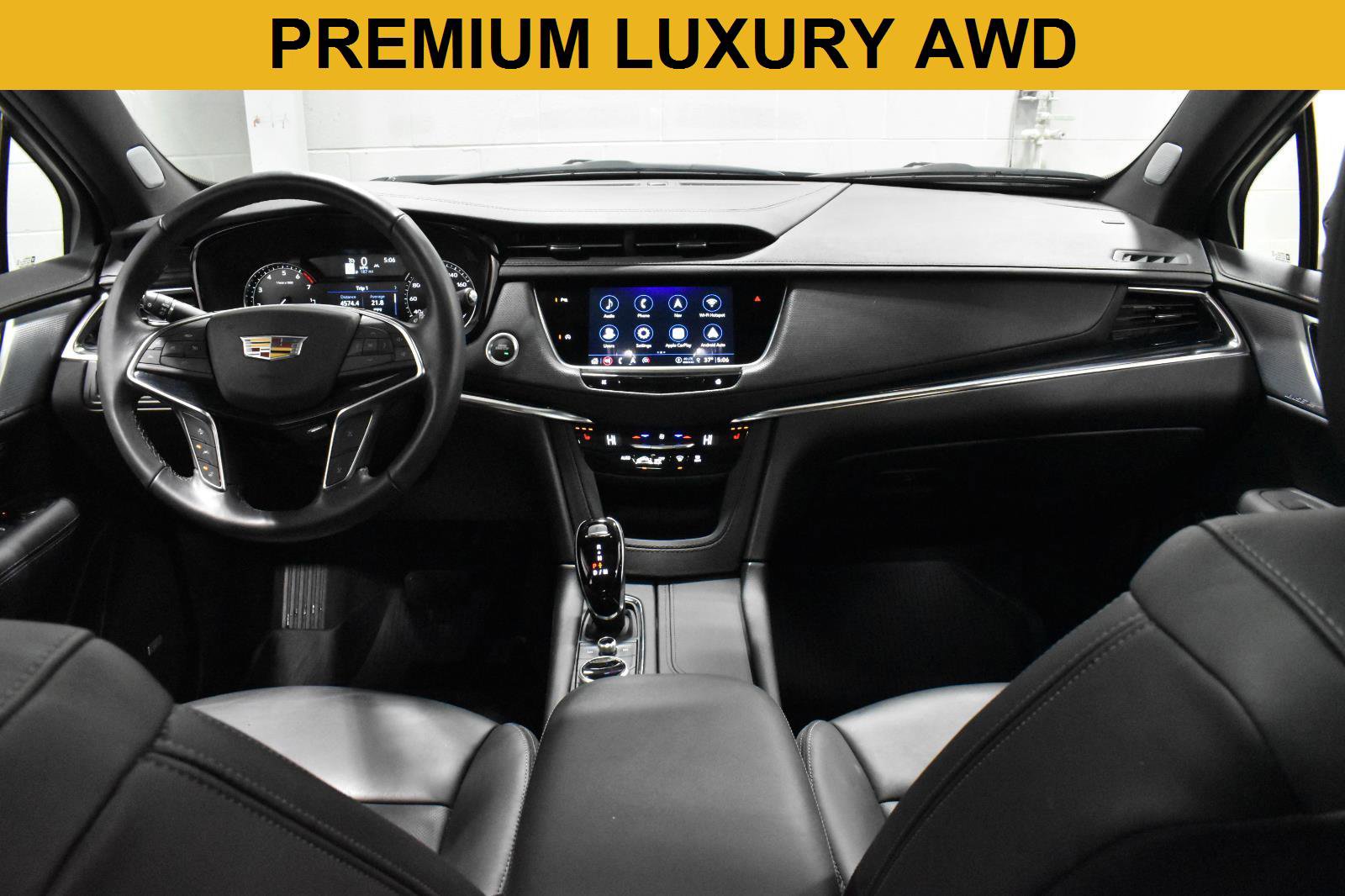 Certified 2025 Cadillac XT5 Premium Luxury w/ LPO, Floor Liner Package image 2