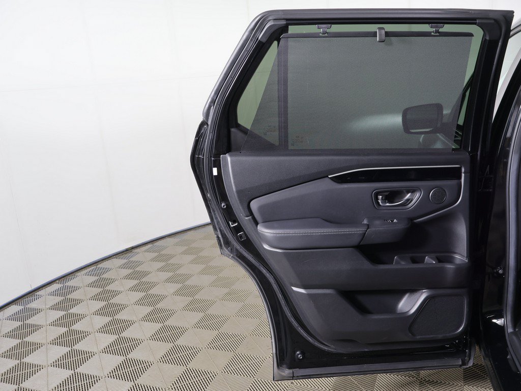 Used 2025 Honda Pilot EX-L image 22