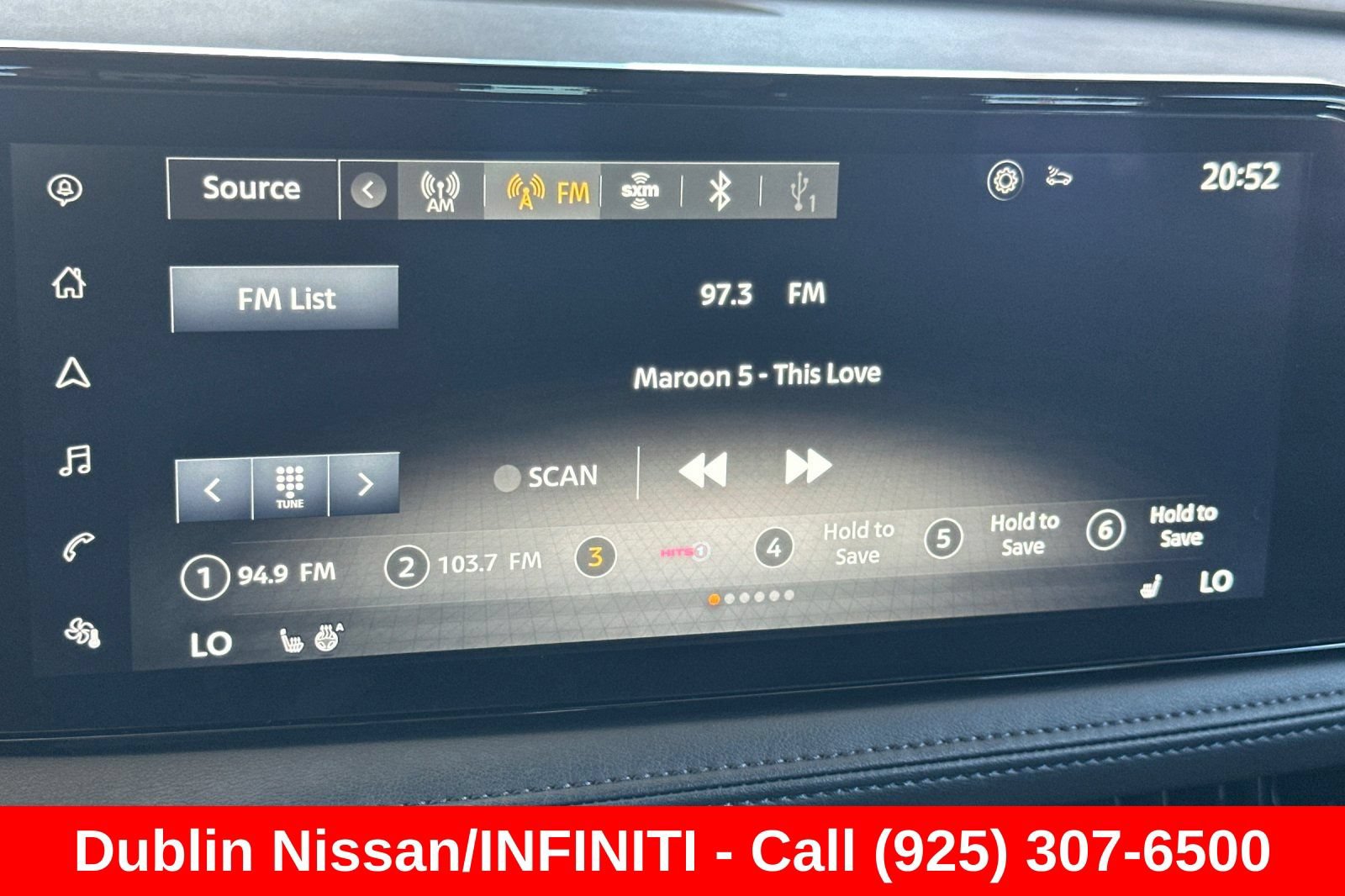 Used 2023 Nissan Ariya FWD image 26