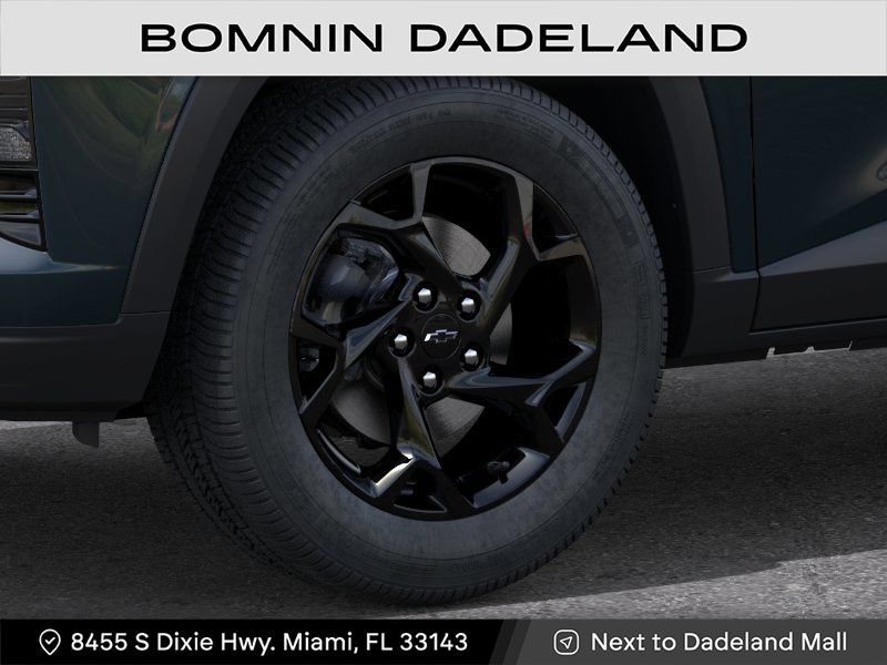 New 2026 Chevrolet Trax LT w/ Midnight Edition FWD image 10