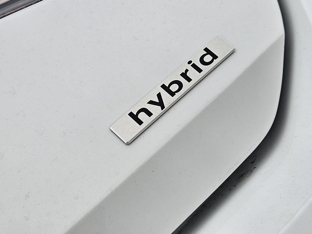 New 2026 Hyundai Elantra SEL FWD image 12