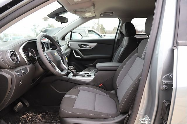New 2025 Chevrolet Blazer LT w/ Driver Confidence Package image 17