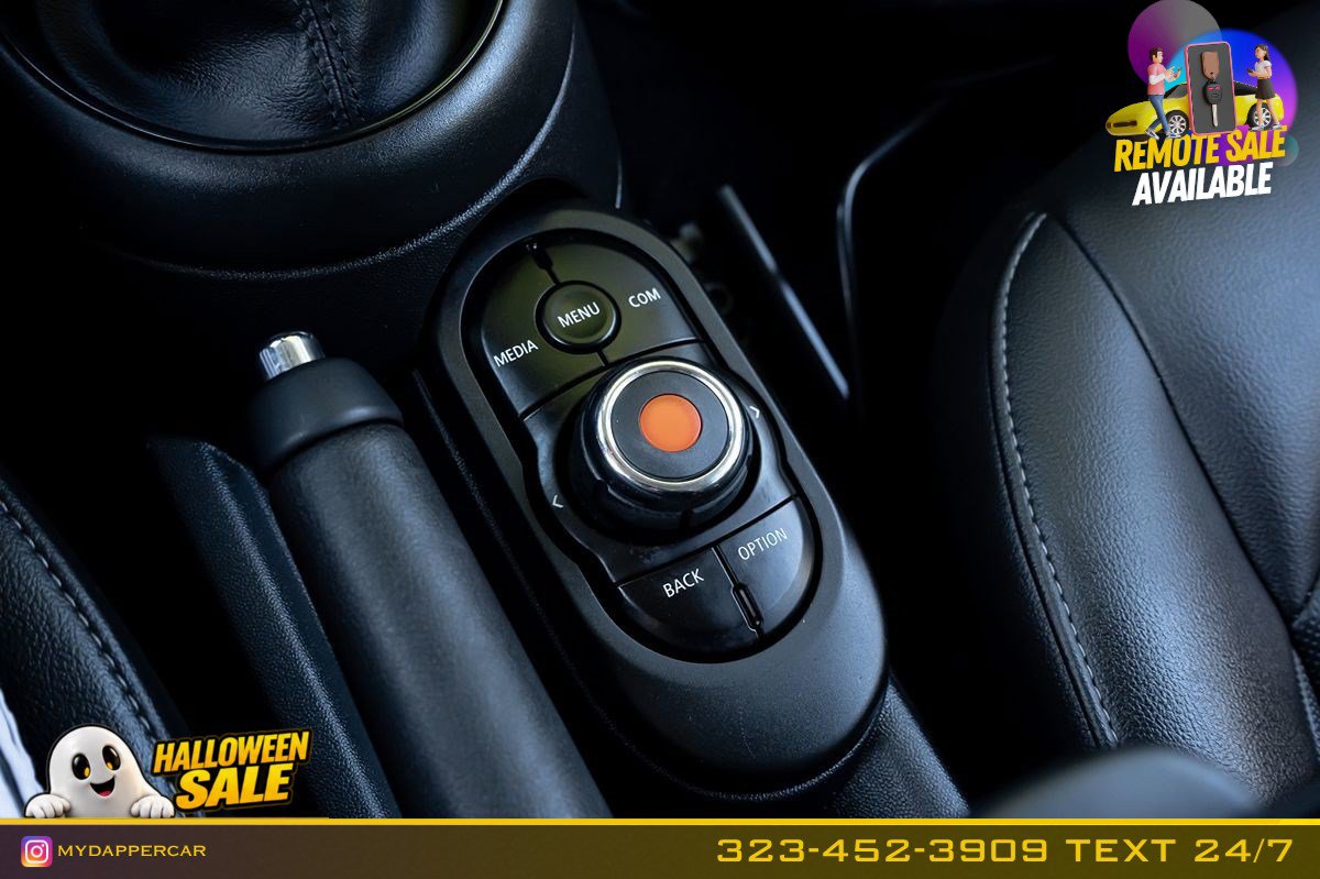 Used 2020 MINI Cooper 2-Door Hardtop FWD image 24