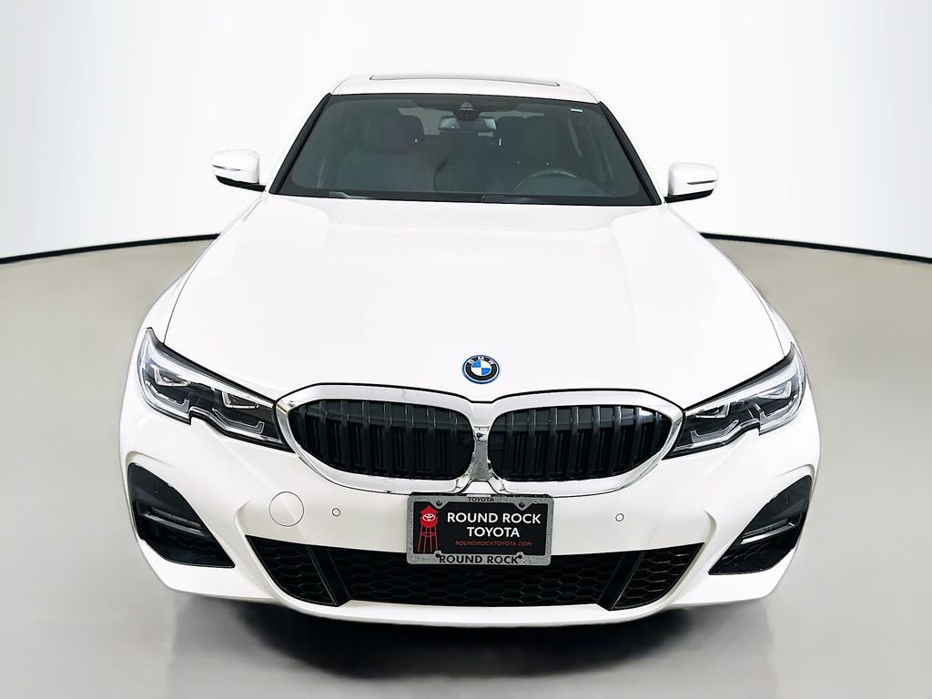 Used 2022 BMW 330e 330e iPerformance w/ M Sport Package image 2