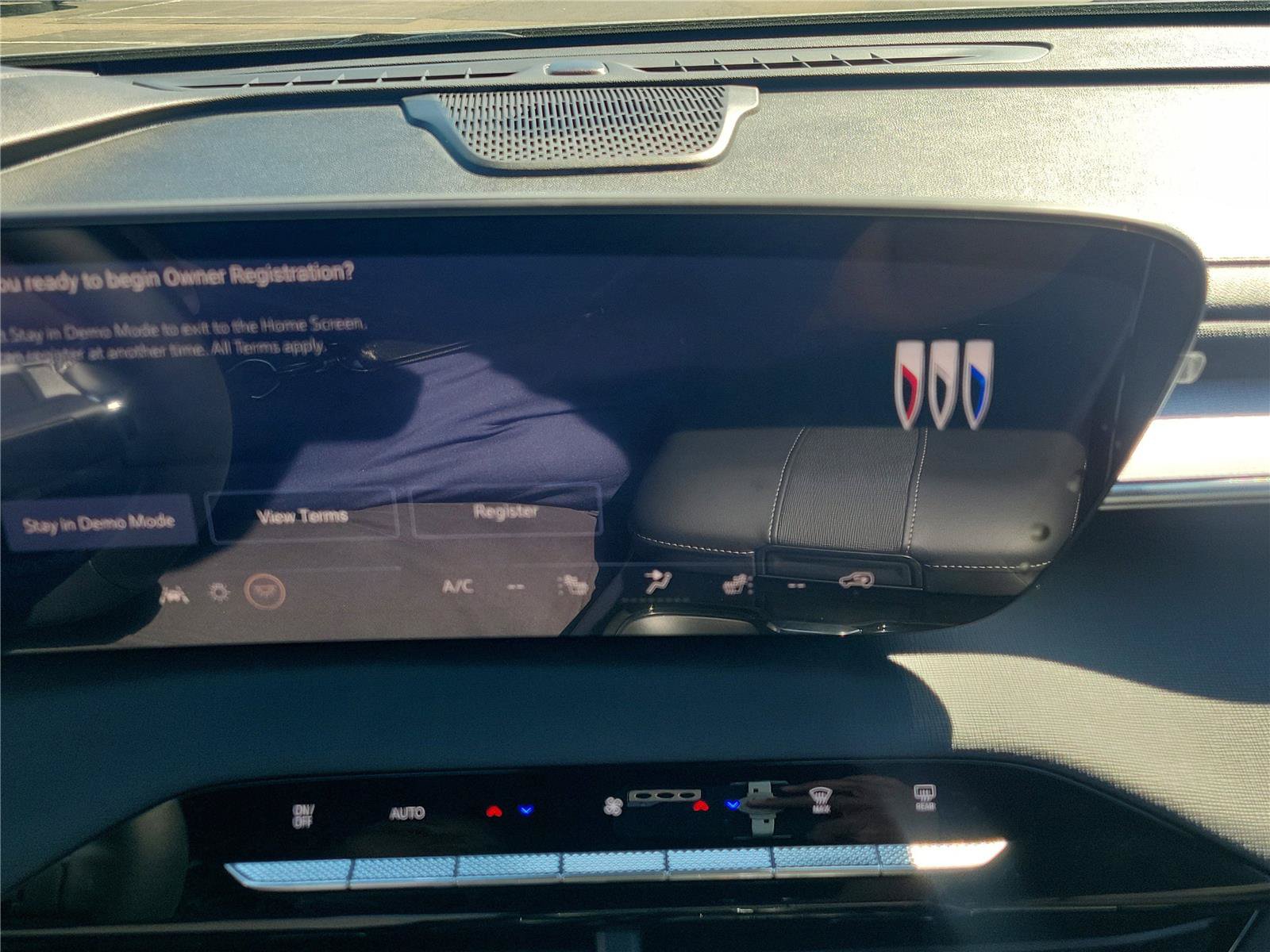 New 2026 Buick Enclave Sport Touring w/ Power Package AWD/4WD image 29