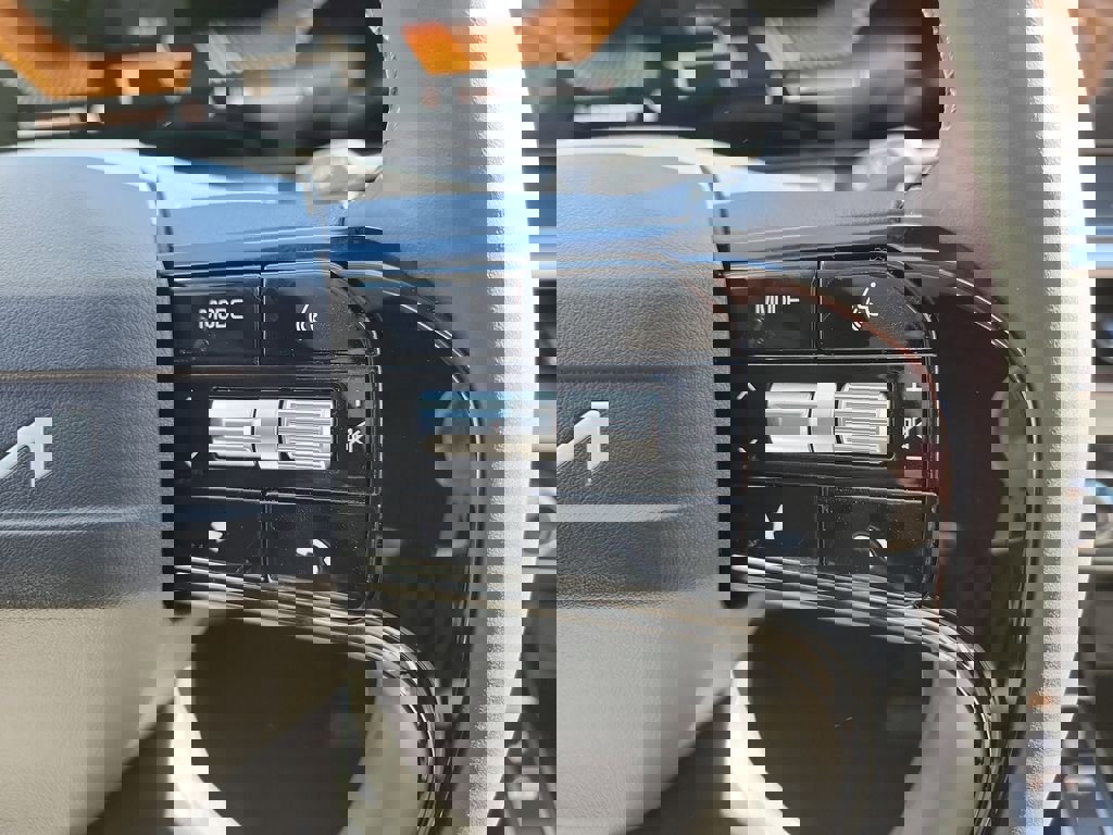 New 2026 Kia Sorento S w/ S Panoramic Sunroof Package image 33