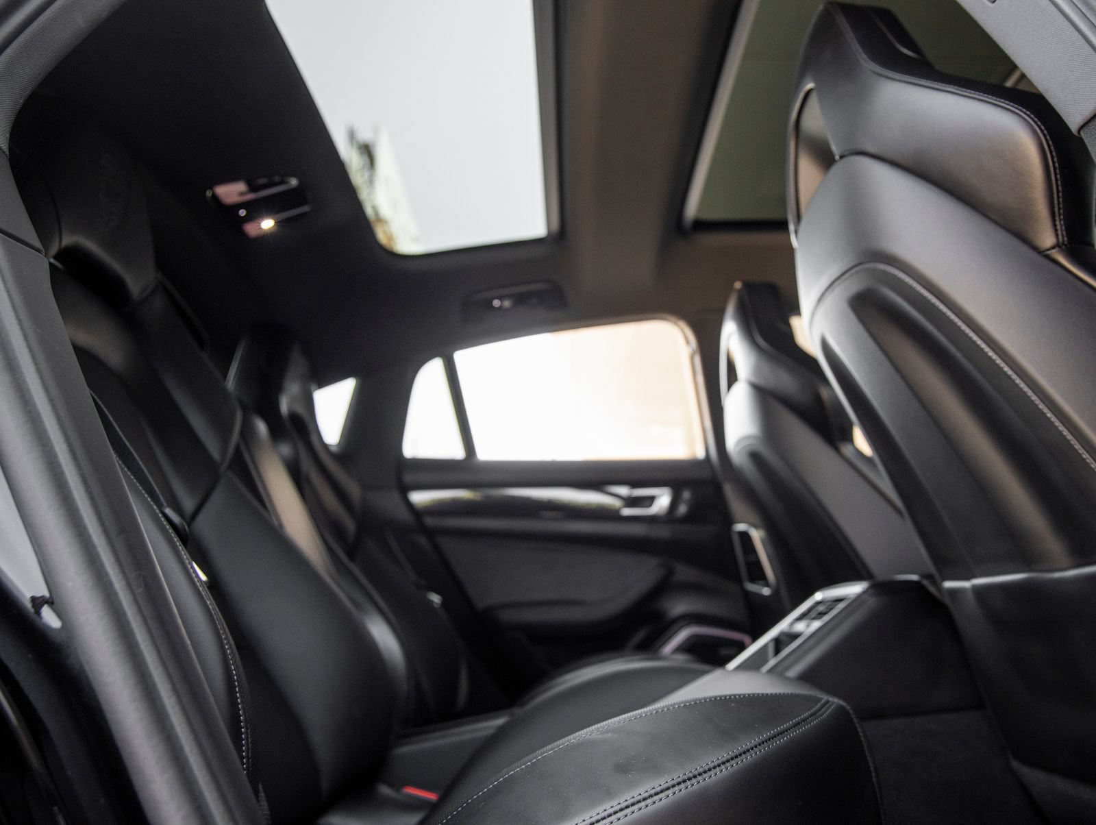 Certified 2023 Porsche Panamera 4S AWD/4WD image 41