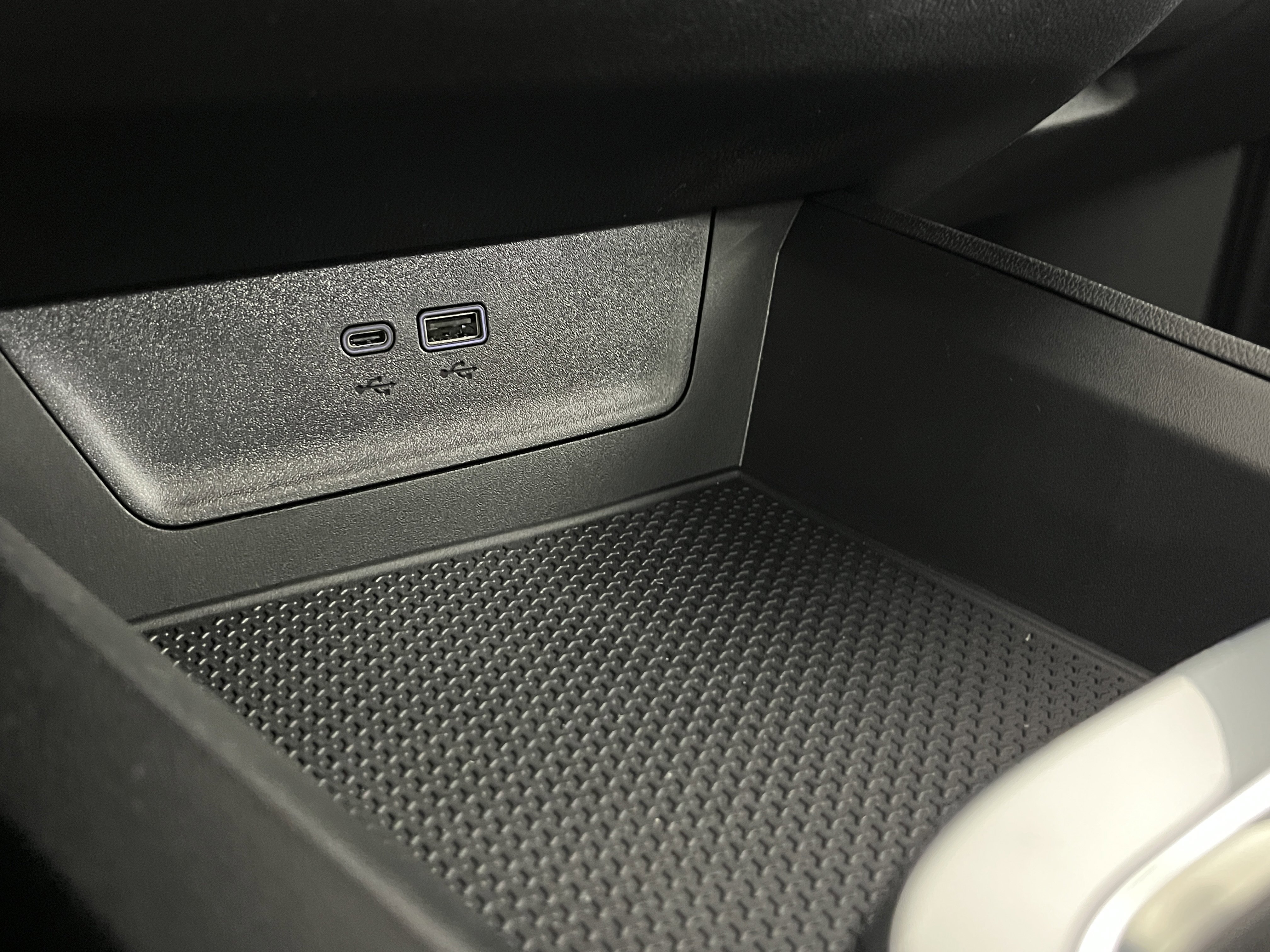 New 2026 Chevrolet Equinox LT w/ Convenience Package II image 19