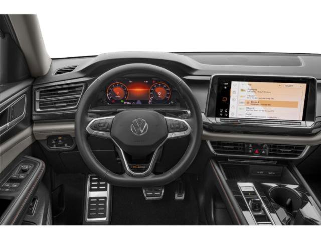 Used 2025 Volkswagen Atlas Peak Edition SE AWD/4WD image 6