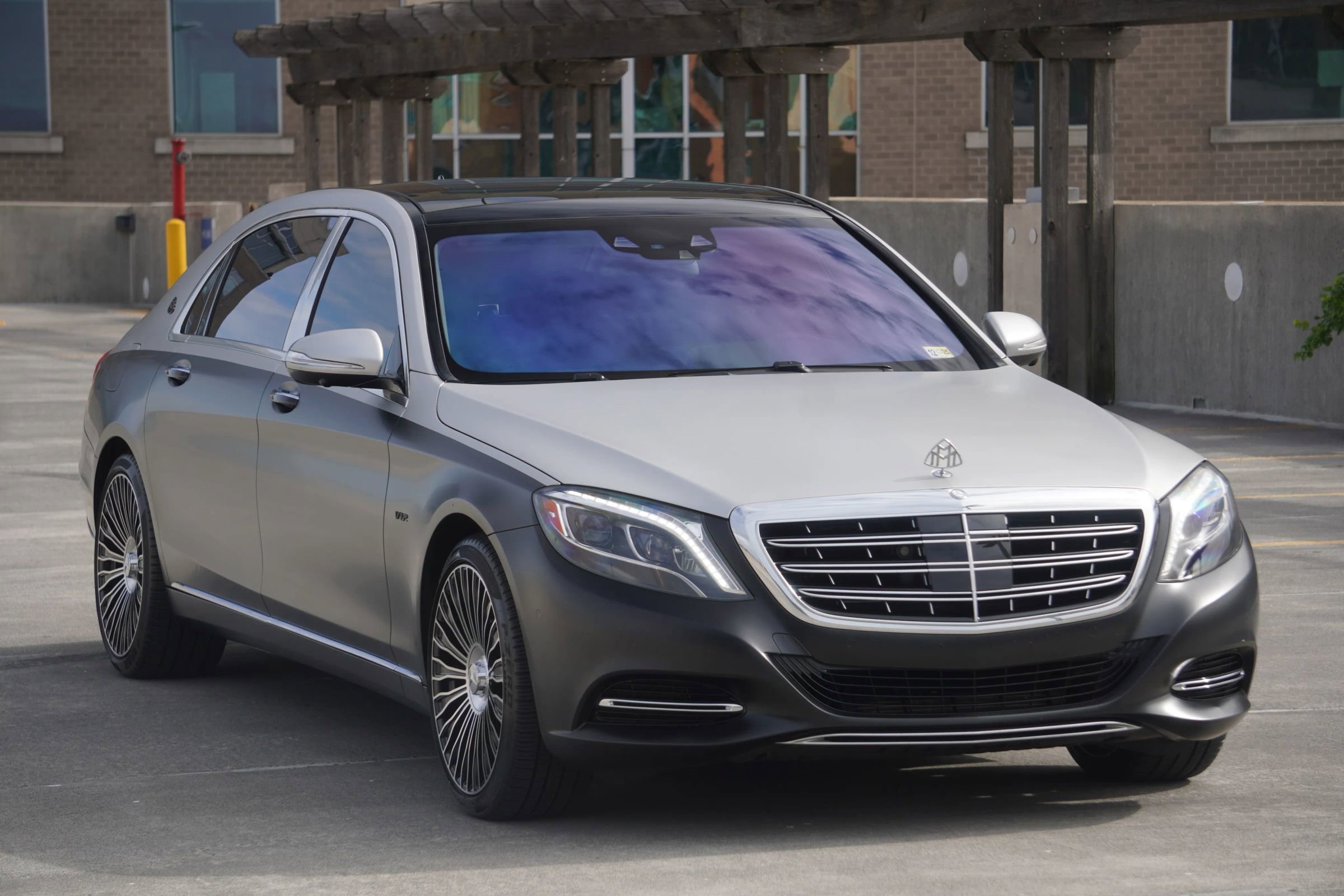 Used 2016 Mercedes-Benz Maybach S 600 image 8